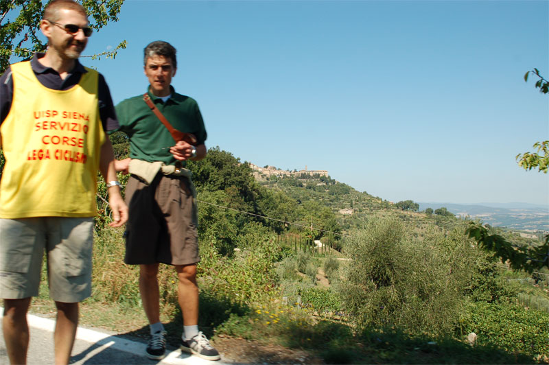 gal/2007/16 - Fondo Valdarbia - La corsa/DSC_1465-01.jpg